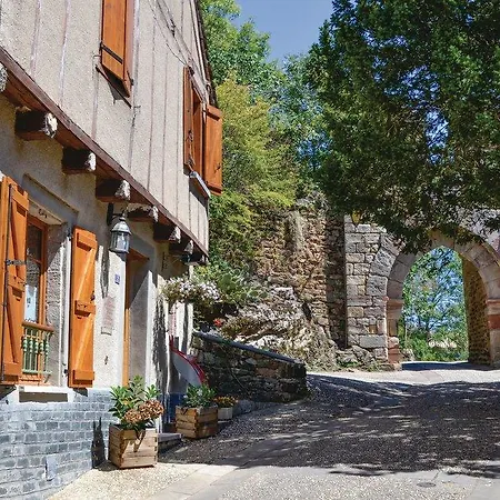 Two-bedroom Holiday In Nyaraló Najac